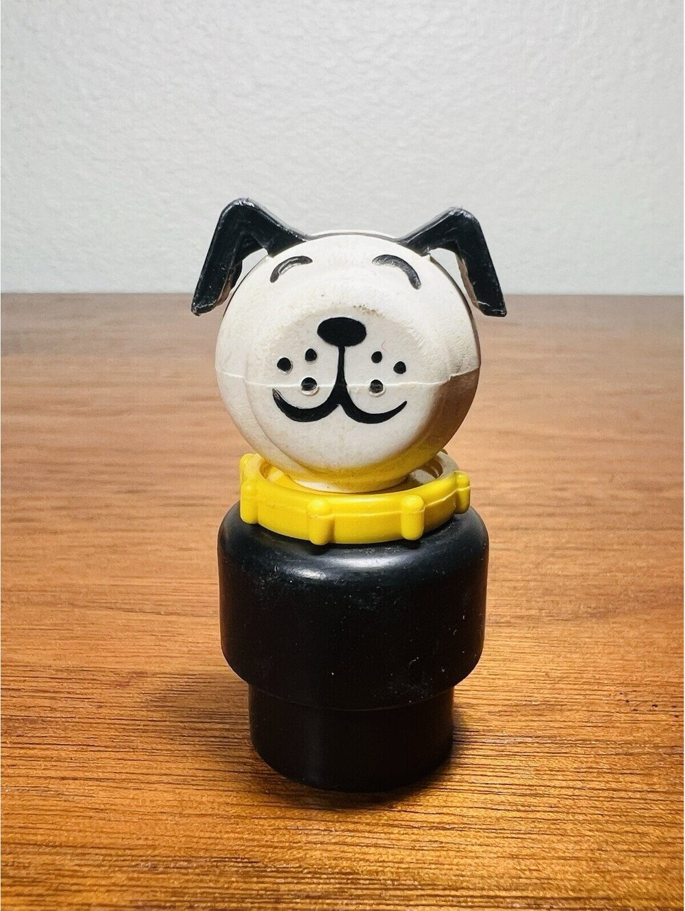 #2 Vintage Fisher Price little people black plastic "Lucky" dog yellow collar